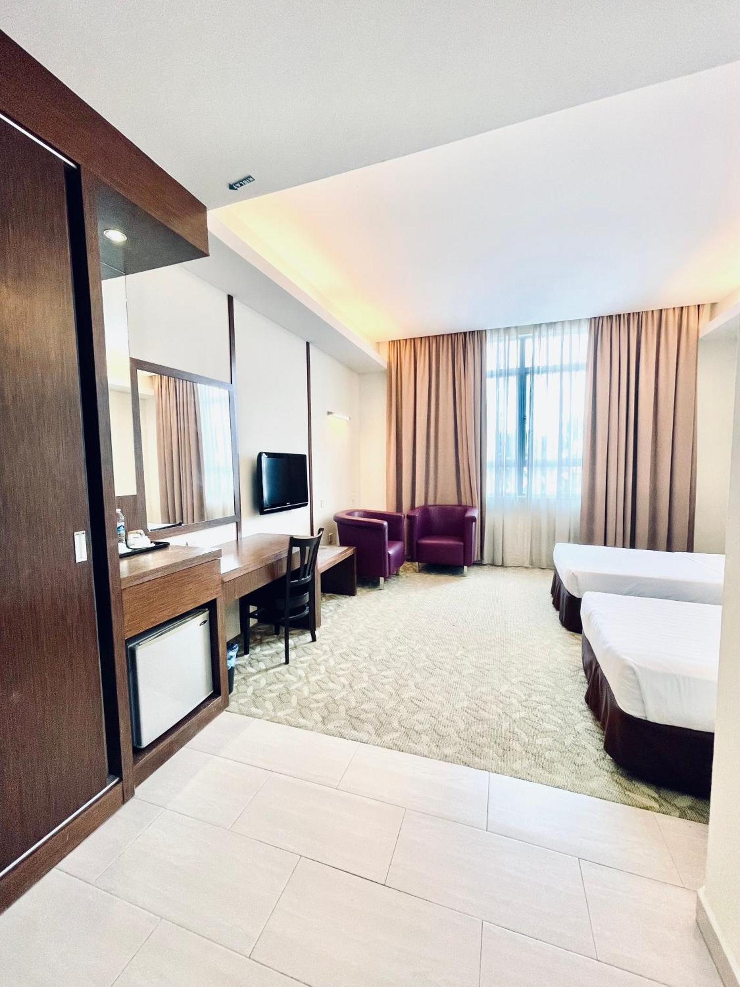 Seemsoon Hotel Іпох Екстер'єр фото