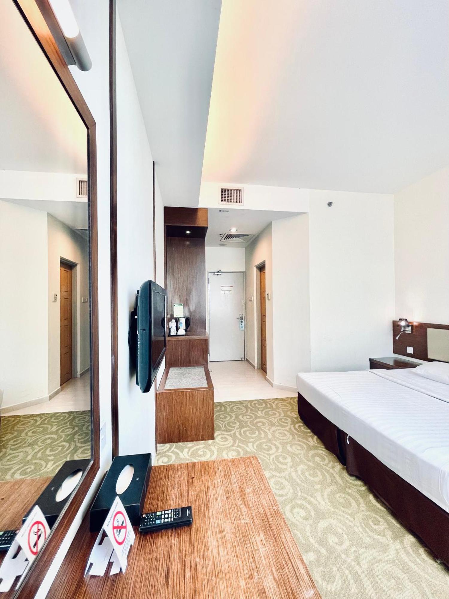 Seemsoon Hotel Іпох Екстер'єр фото